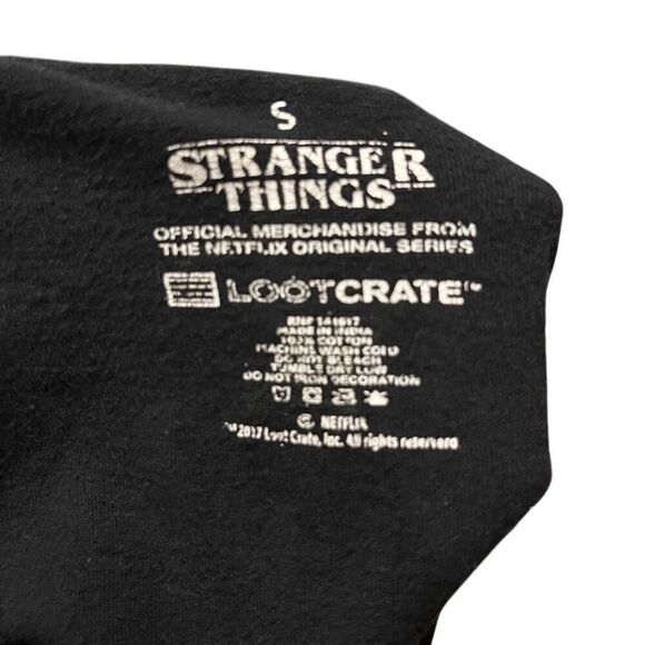 Loot Crate Exclusive Stranger Things Black T-Shirt Women’s Small - Picture 3 of 3